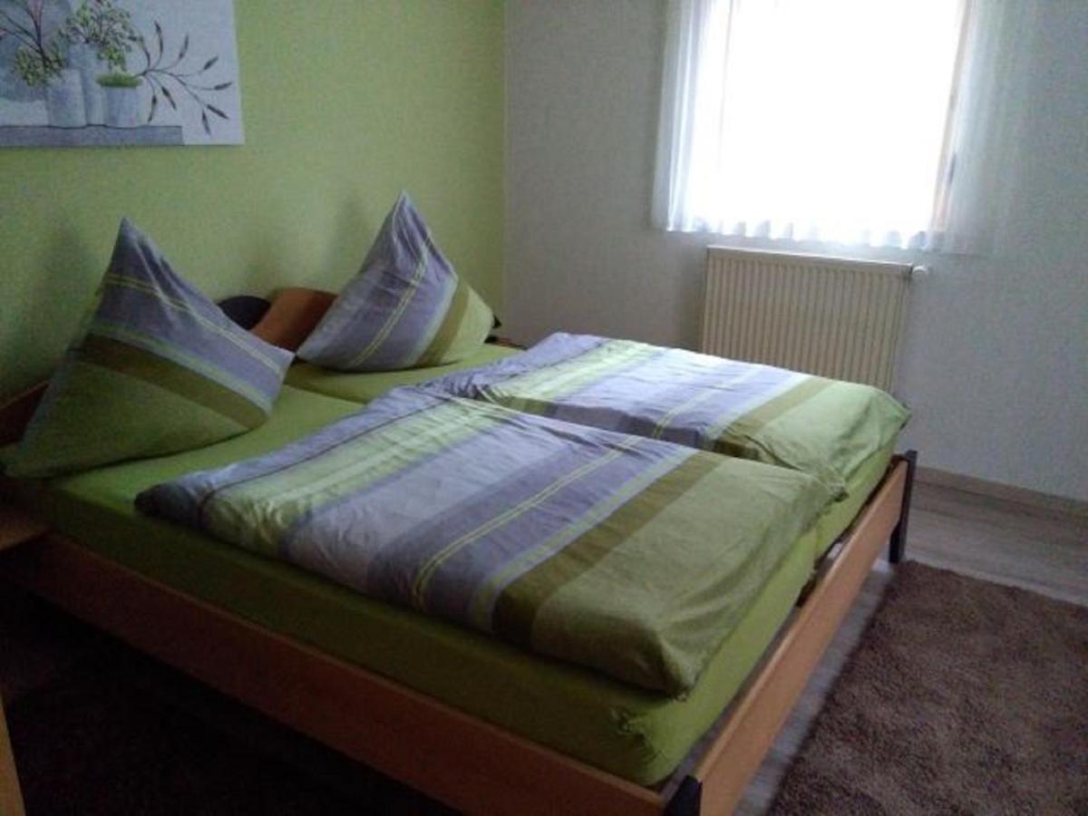 Ferienwohnung - Zimmervermietung Ringelmann Dettelbach Bagian luar foto